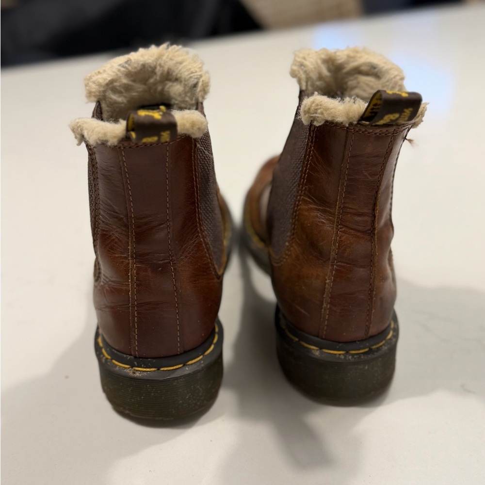 Dr. Martens 2976 Faux Fur Lined Chelsea Boots - Womens - Picture 3 of 6